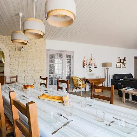 Charmante Maison Pour 10 Personnes Le Bois-Plage-en-Ré